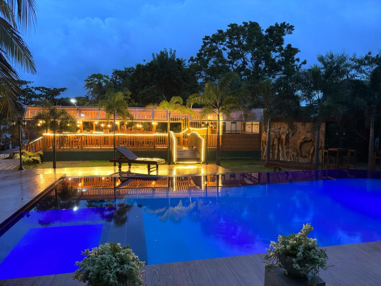 White Land City Hotel Dambulla Dış mekan fotoğraf