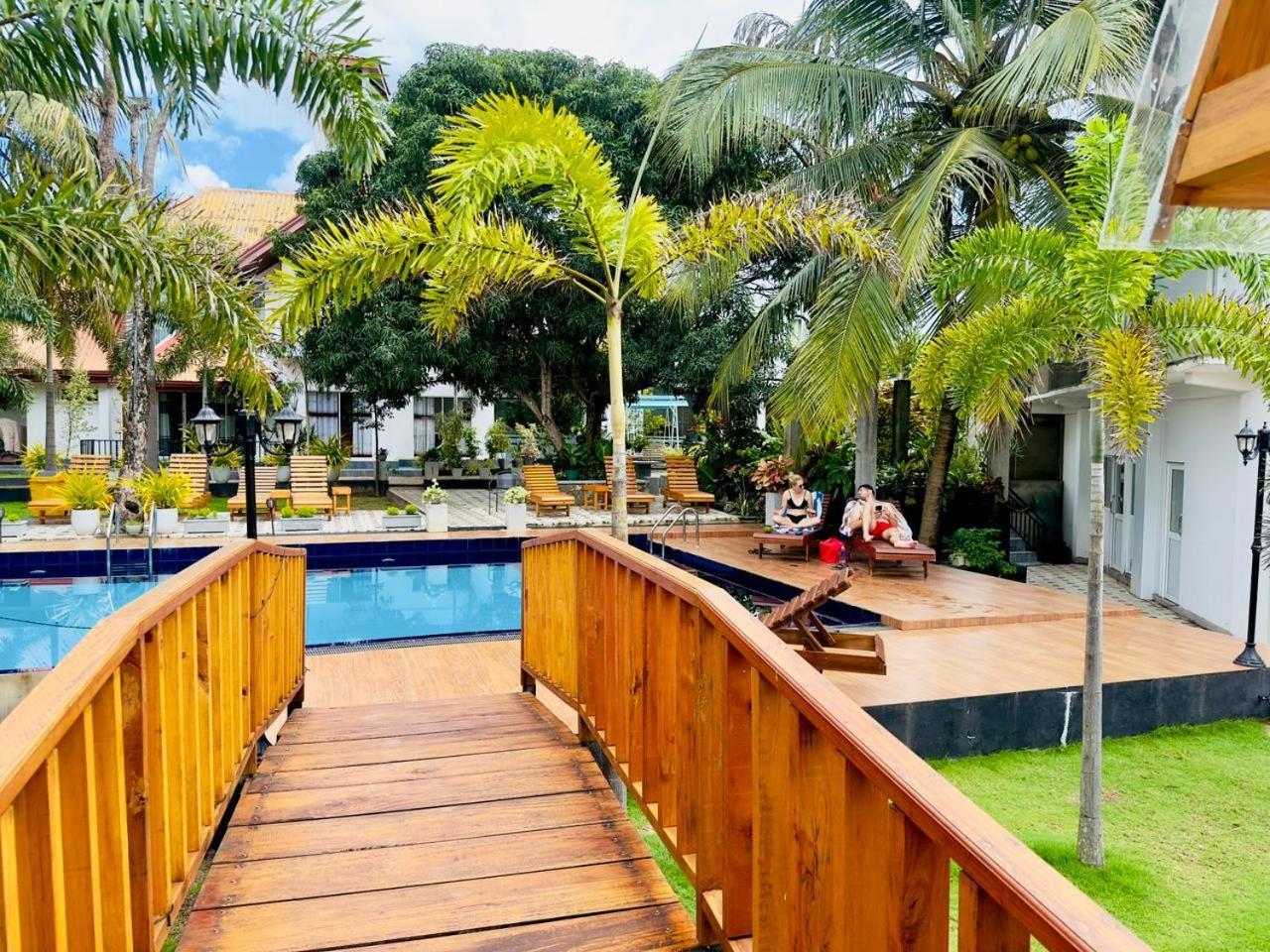 White Land City Hotel Dambulla Dış mekan fotoğraf