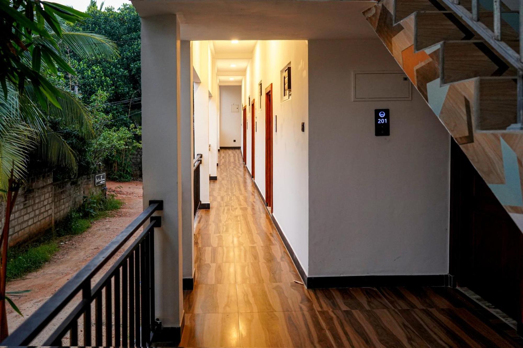 White Land City Hotel Dambulla Dış mekan fotoğraf